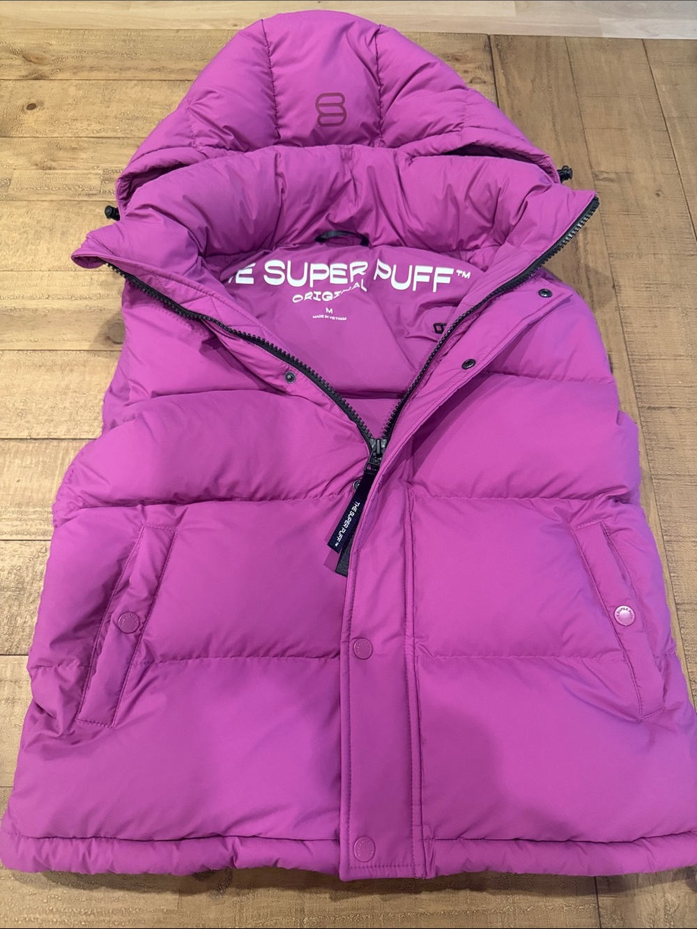 Aritzia Super Puff Puffer Jacket in Bright Pink